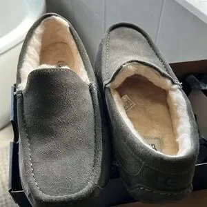 UGG Gray Loafers with Cream Lining UGG Australia Loafers products for sale | eBay main image 4